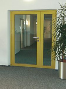 Левая противопожарная дверь / серия FRM7443